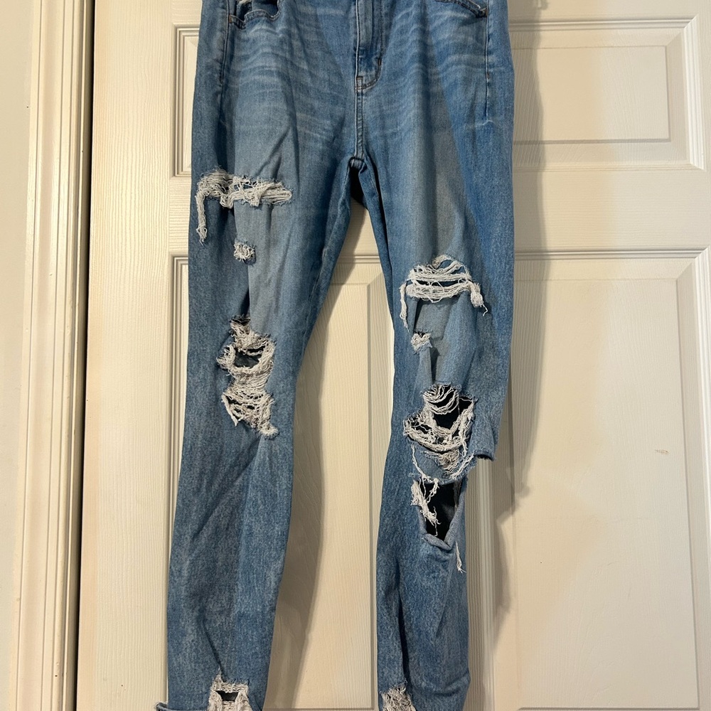 American Eagle Outfitters Blue Distressed Ankle Jeans